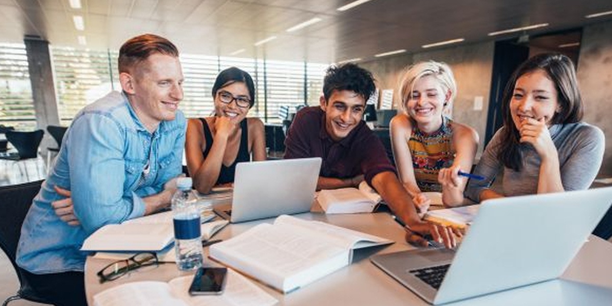 Bachelor of Computer Applications (BCA)